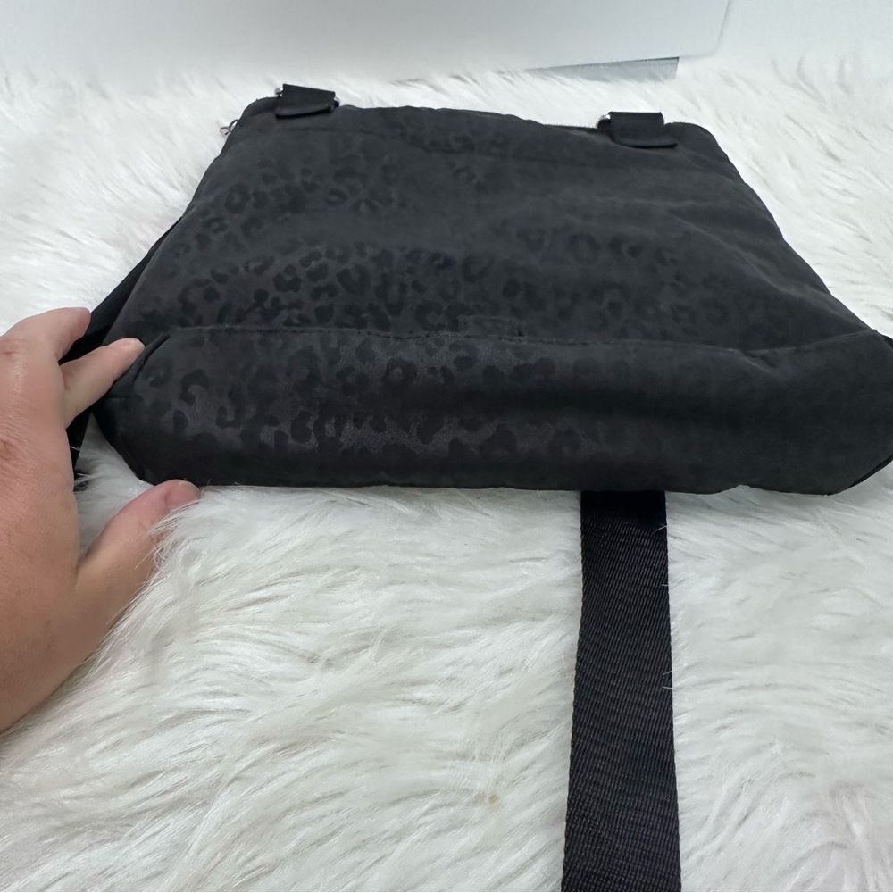 Baggallini Black Leopard Print Bag - Picture 12 of 12